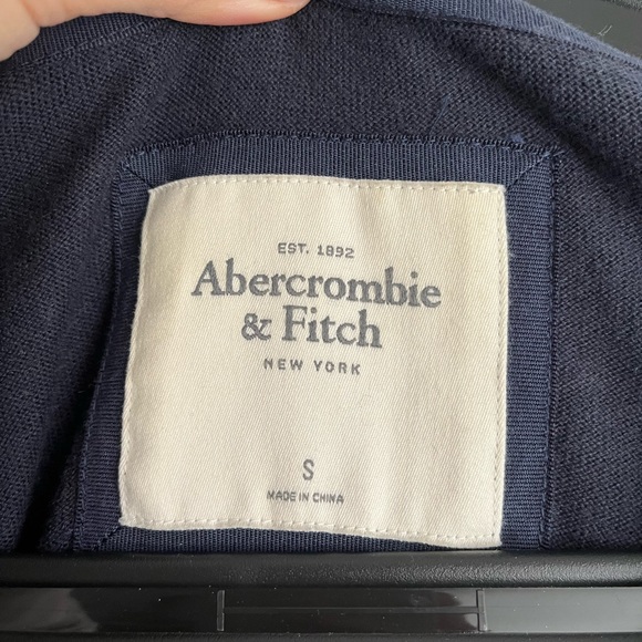 Abercrombie and Fitch Cardigan Navy Blue Floral - Picture 2 of 5